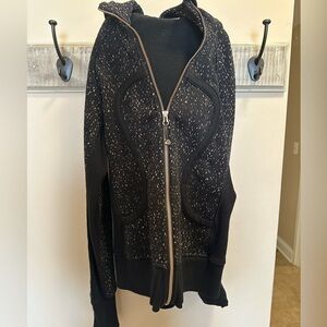 Lululemon jacket. Size 6.